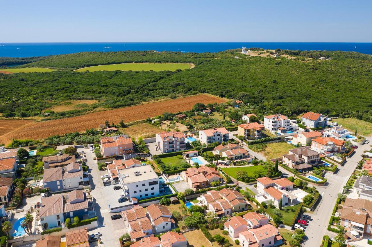 Villa Helena Banjole Exterior photo